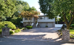 Featured Listing #3033949