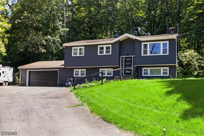 Photo of 14 Tallahatchie Drive, Vernon NJ