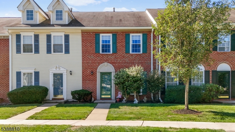 Photo of 203 Red Crest Lane, Branchburg NJ