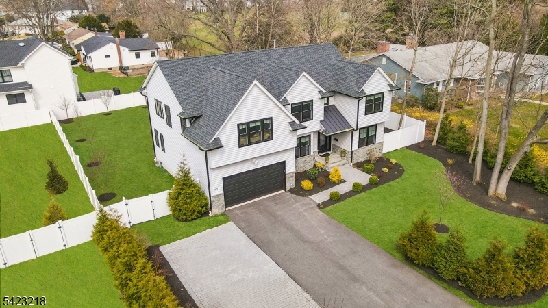 Photo of 203 Marcotte Lane, Bergenfield NJ