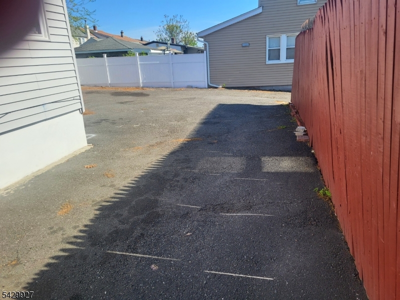 image33