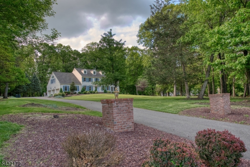 Photo of 40 Rustic Trail
