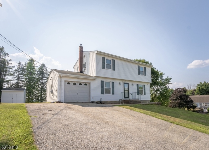 Photo of 1 Hill Top Lane, Franklin NJ