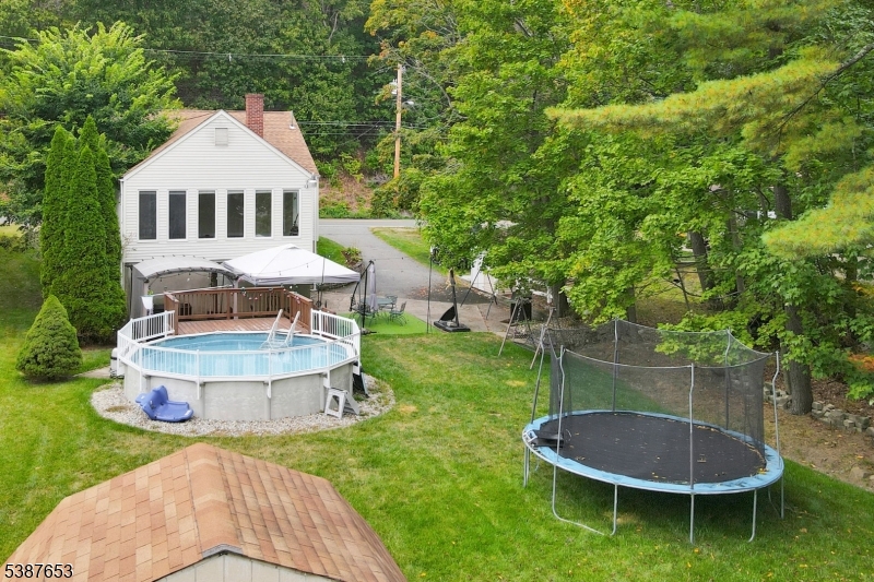 Photo of 60 W End Avenue, Newton Town NJ