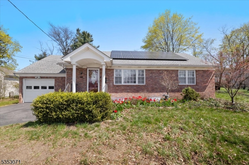 Photo of 35 E Ridgewood Avenue