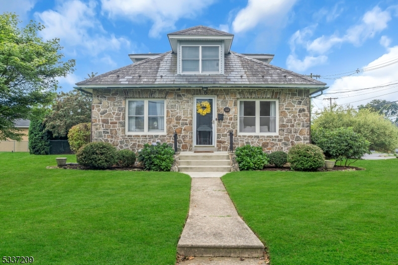 Photo of 122 Aurora Street, Lopatcong NJ