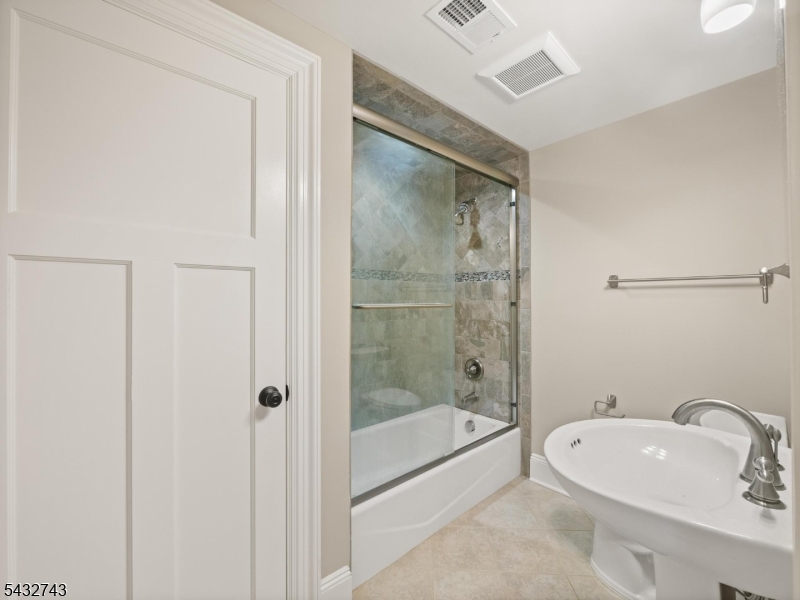 55 Main St Chatham Boro 07928-2444 New Jersey photo