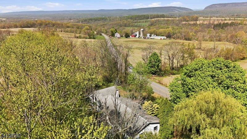 image32
