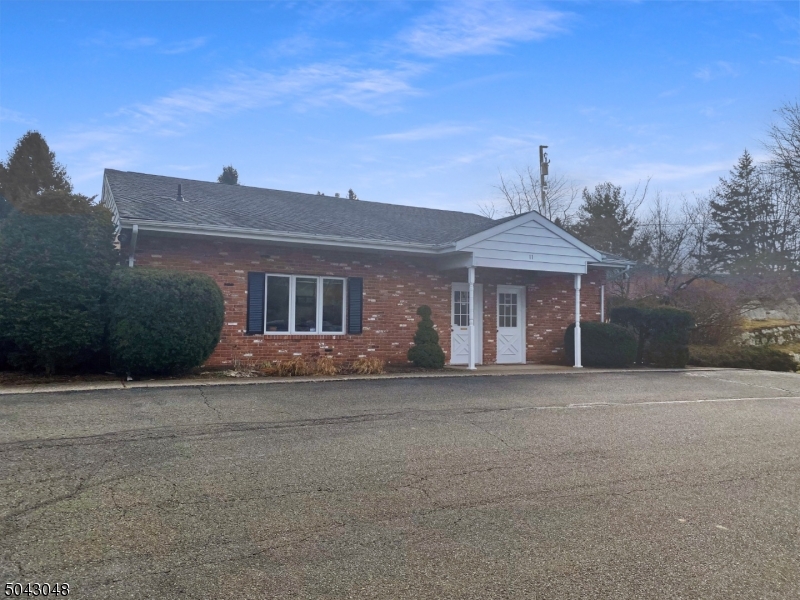 11 PLAINS RD, Frankford Twp. NJ Real Estate Listing