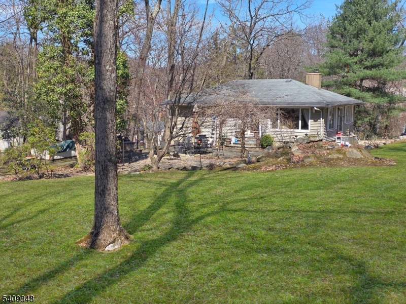 Photo of 40 Pawnee Avenue, Oakland NJ