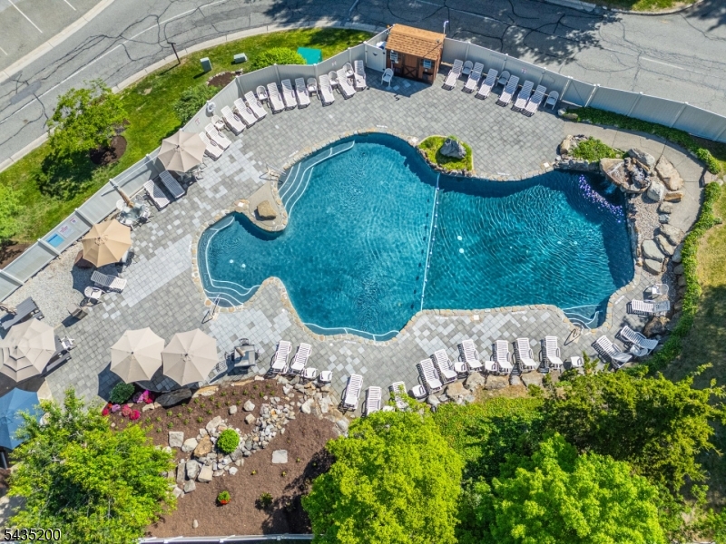image32