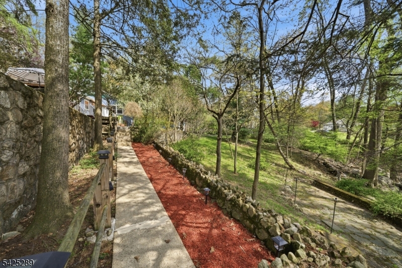 image29