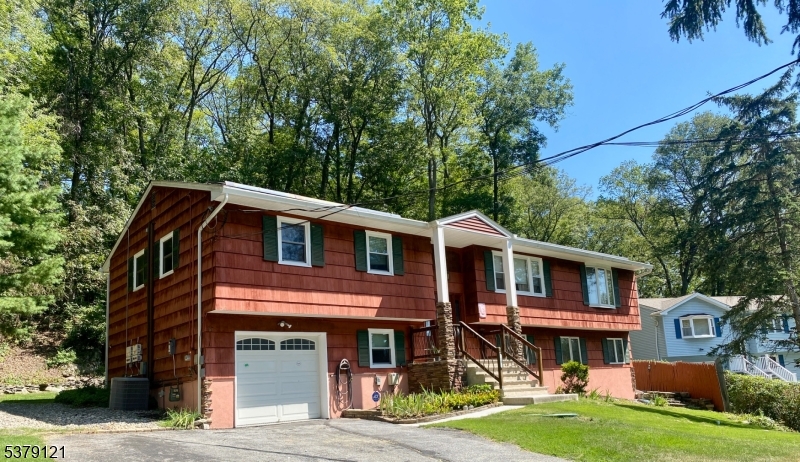 Photo of 10 Christine Place, Vernon NJ