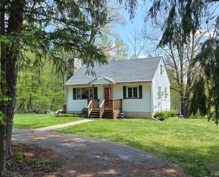 Photo of 179 Hoffman Road, Mansfield NJ