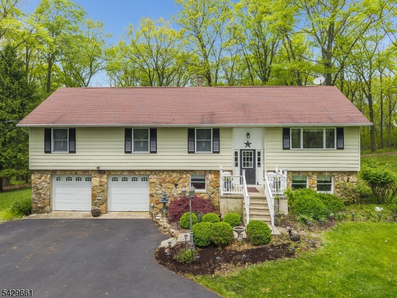 Photo of 87 Buckhorn Drive