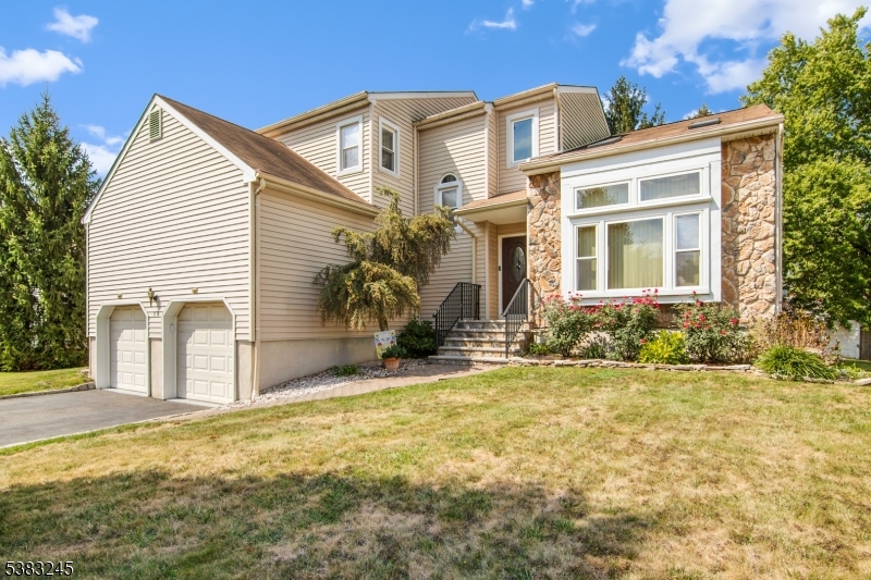 Photo of 11 Pope Road, Bridgewater NJ
