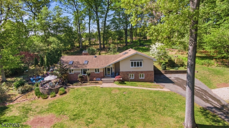 Photo of 123 Old Clinton Road