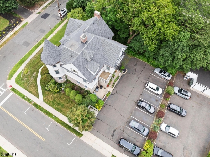 18 Euclid Ave Summit City 07901-2146 New Jersey photo