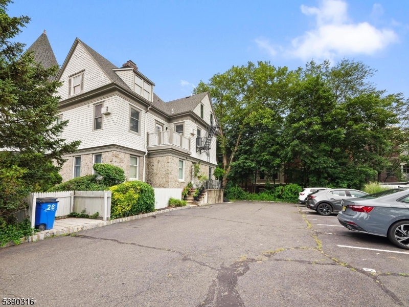 18 Euclid Ave Summit City 07901-2146 New Jersey photo