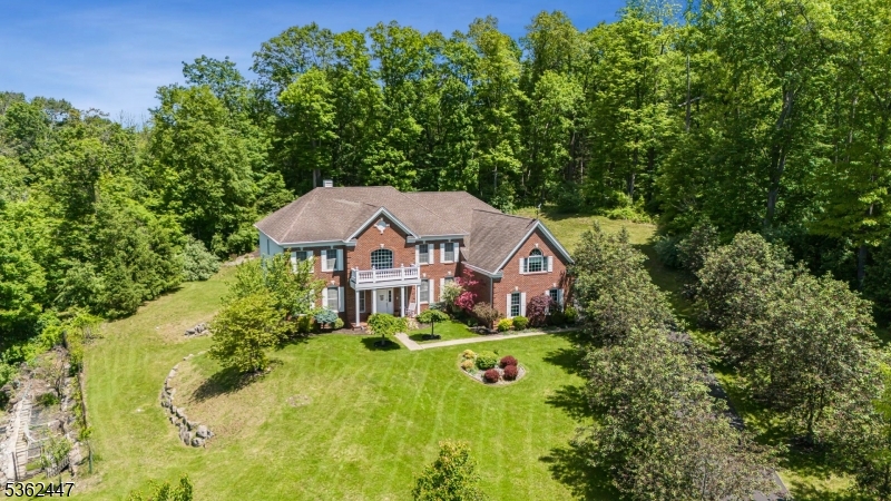 Photo of 8 Limekiln Court, Green NJ