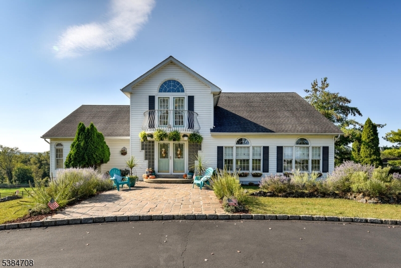 Photo of 103 Oak Crest Drive, Branchburg NJ