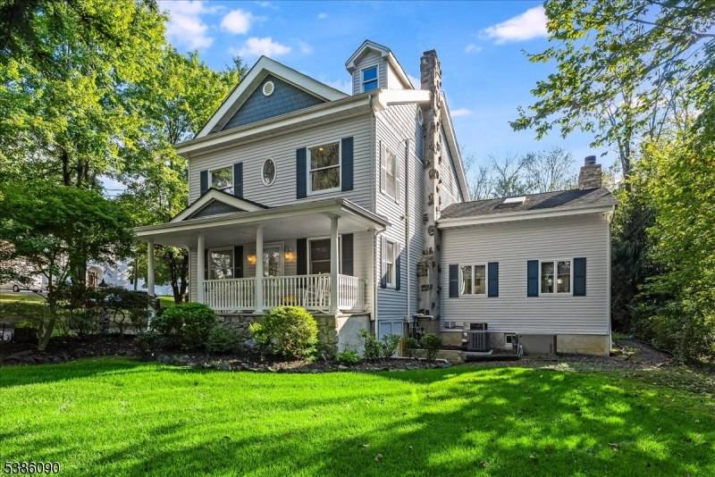 Photo of 12 Mareu Drive, Watchung NJ
