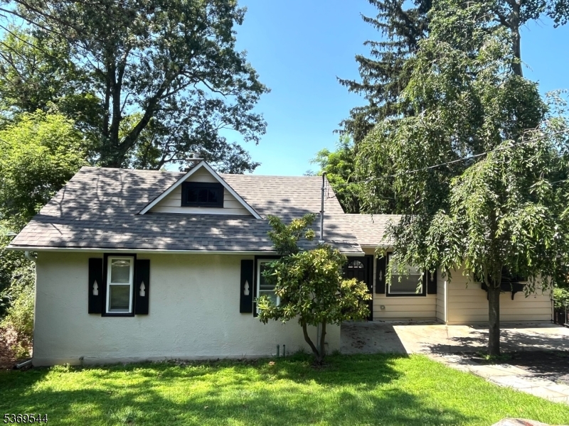 Photo of 120 Hillside Road, Sparta NJ