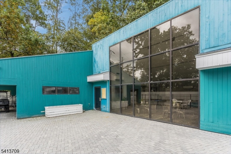 image29