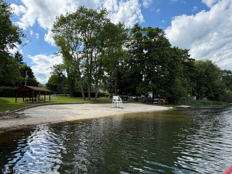 image33
