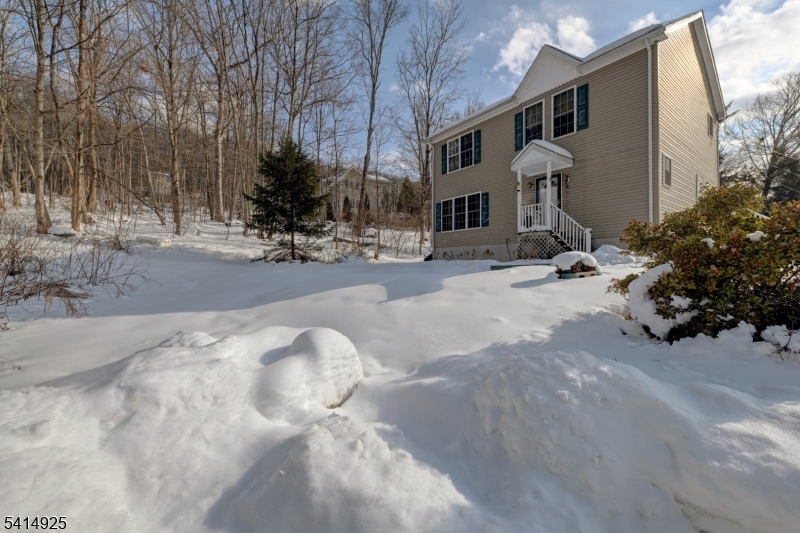 Photo of 6 hudson avenue, jefferson