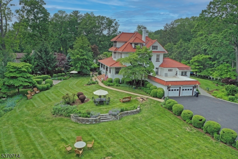 Photo of 44 Manor Drive