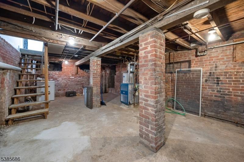 image29