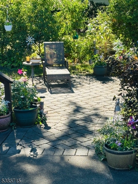image23