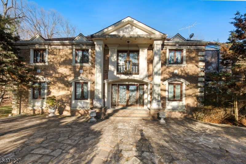 Photo of 12 E Saddle River Road