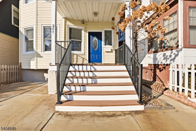 image3