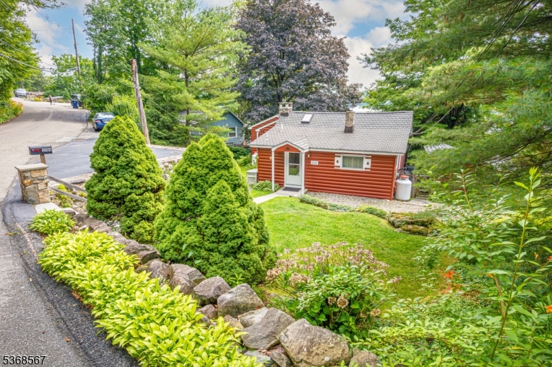 Photo of 2100 Lakeside Drive, Vernon NJ