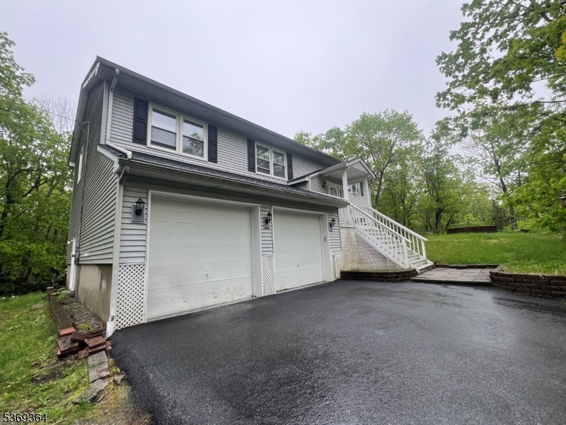 Photo of 34 Lakeside Drive, Vernon NJ