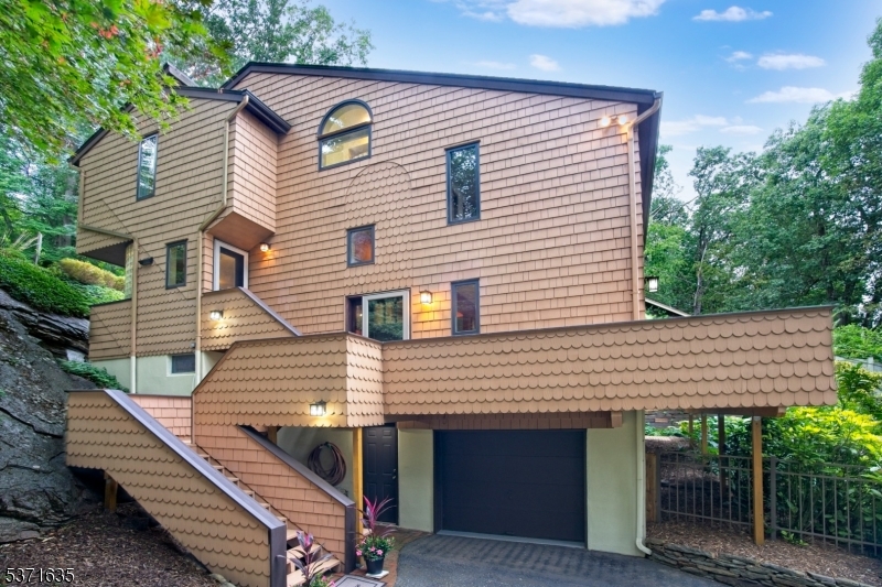 Photo of 449 East Shore Trail, Byram NJ