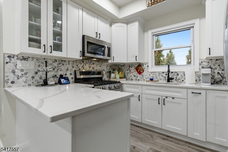 Photo of 103 Rutherford Place, North Arlington NJ