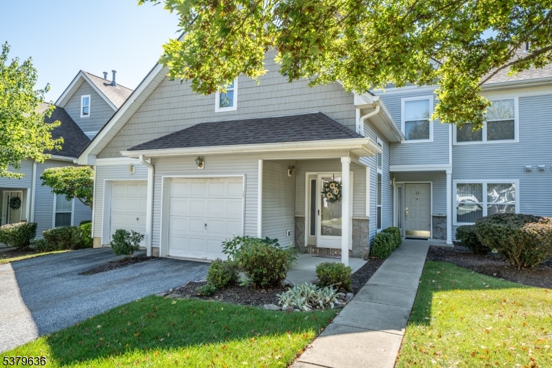 Photo of 15 Eagles Nest Lane, Hardyston NJ