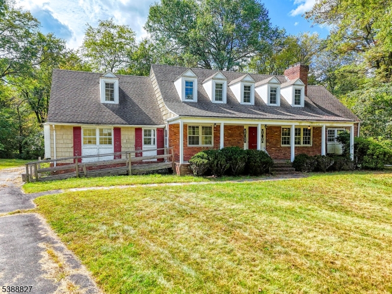 Photo of 43 Sunlit Drive, Watchung NJ