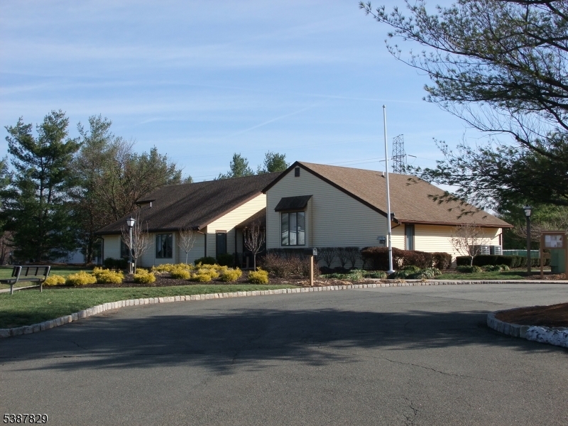image23