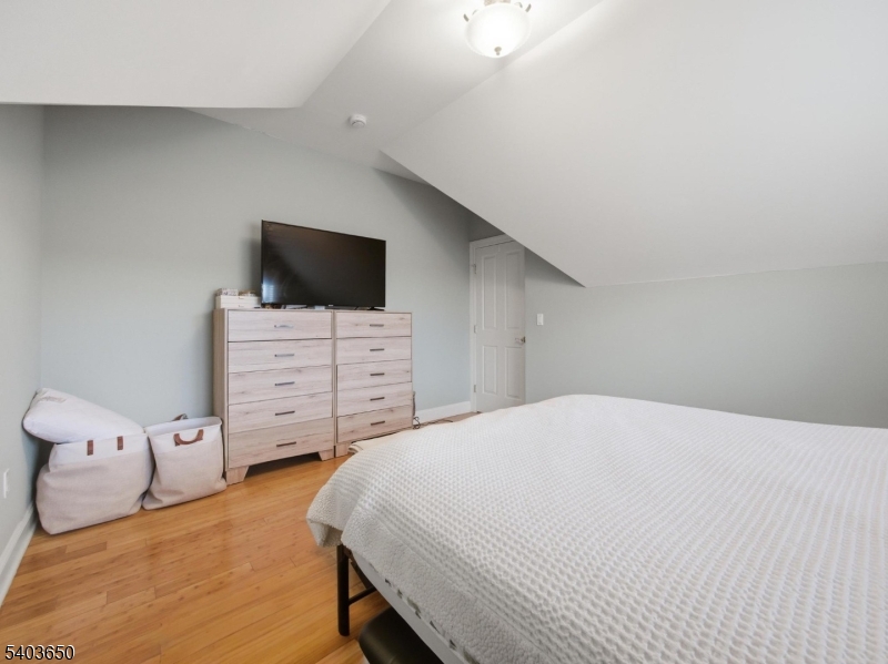 28 Gates Ave Summit City 07901-1513 New Jersey photo