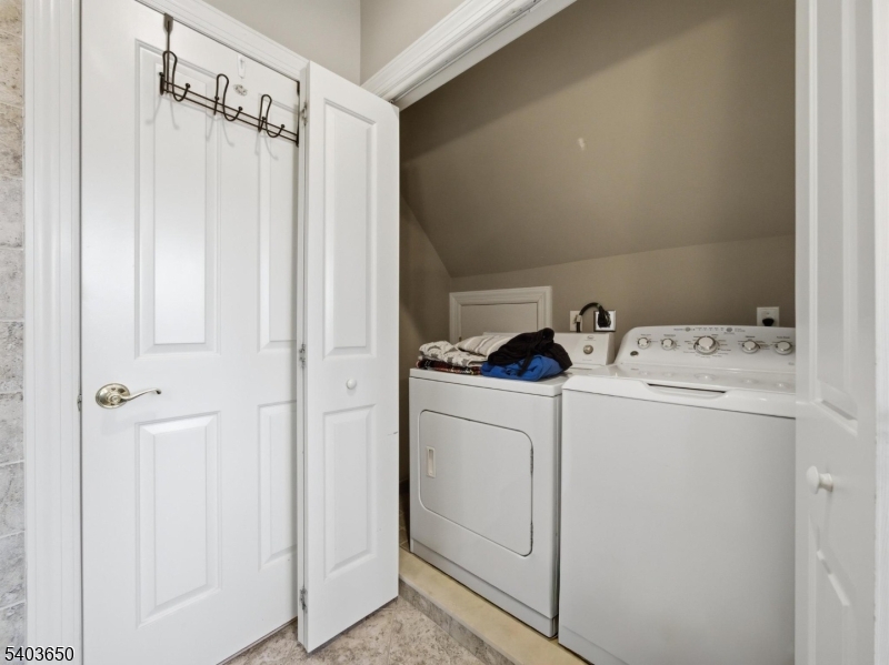 28 Gates Ave Summit City 07901-1513 New Jersey photo