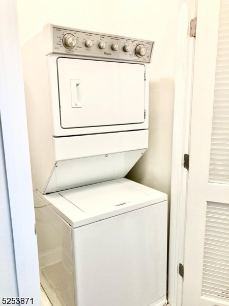 742 Park Ave East Orange City 07017-1068 New Jersey photo