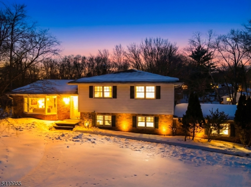 Photo of 1011 Washington Avenue