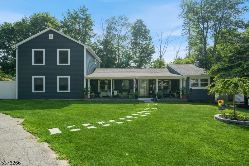 Photo of 8 Saint Marys Place, Sparta NJ