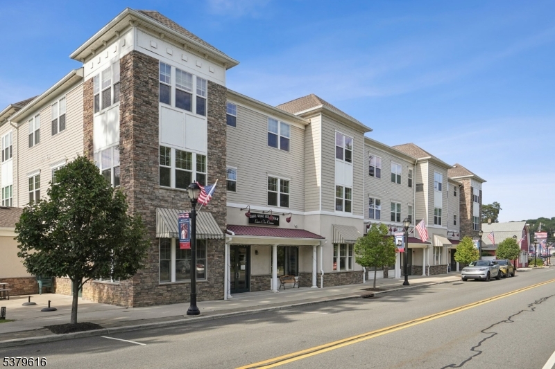 Photo of 5 W River Streetyx Roadu 2 204, Hopatcong NJ