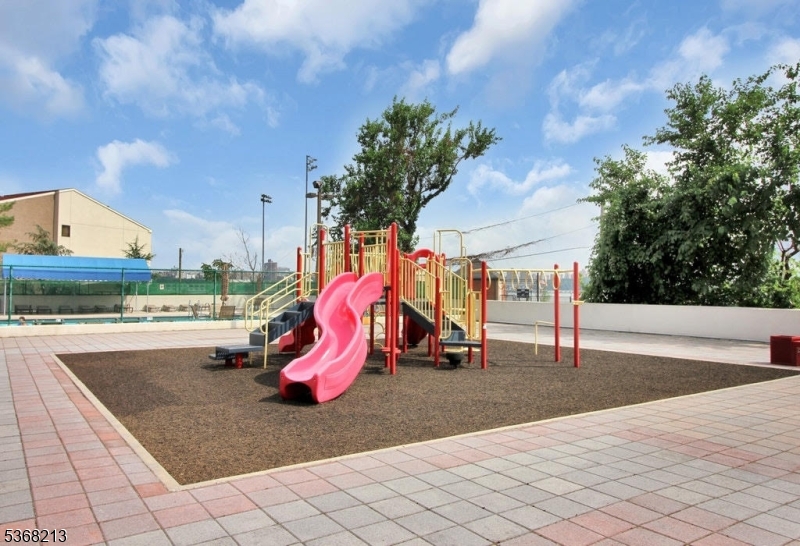 image25