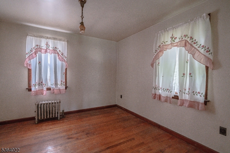 image 32